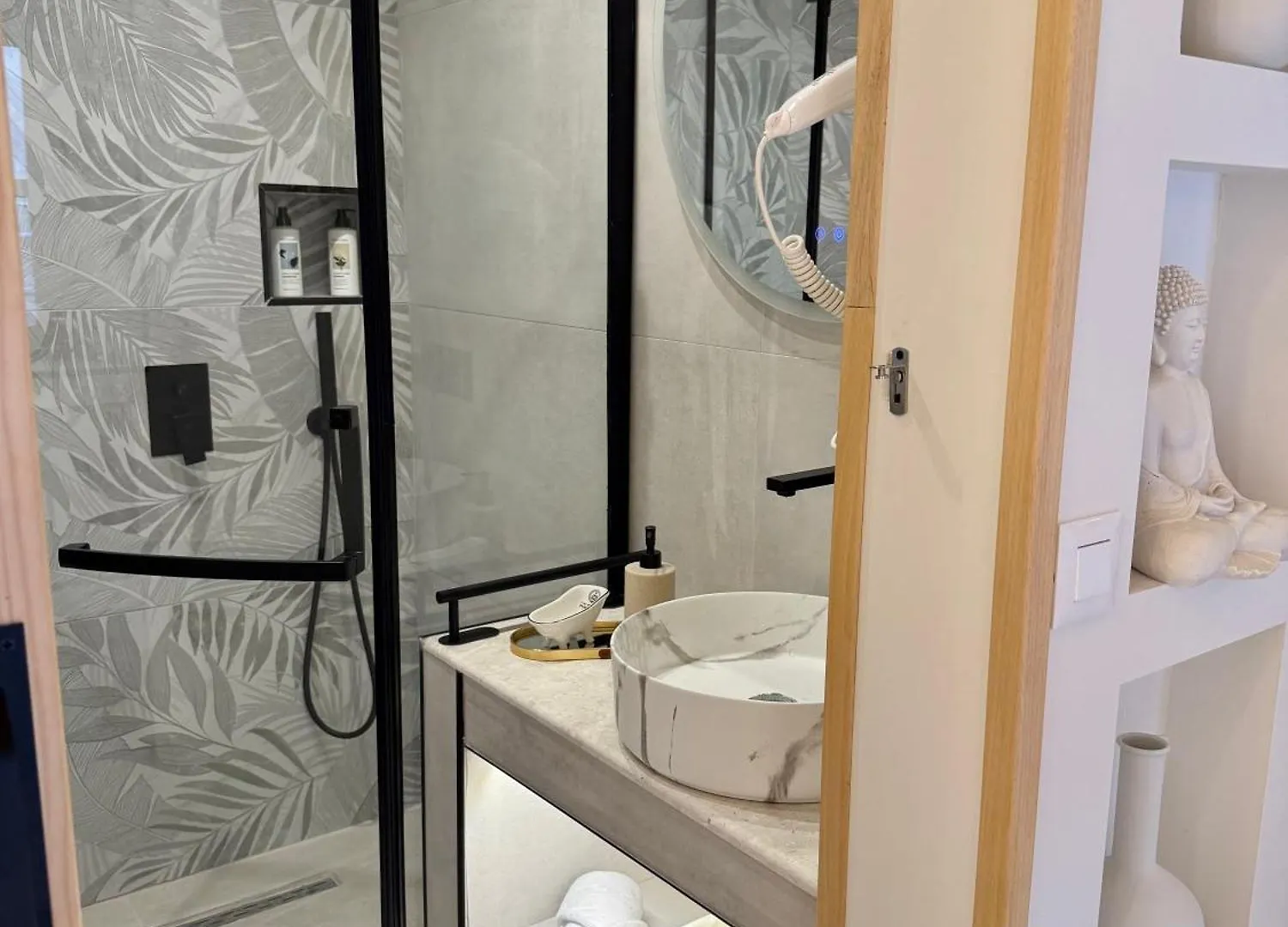 Hotel Old Town Suites Muradie Vlorë
